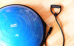 Упражнения c BOSU в OriginalFitTools.ru
