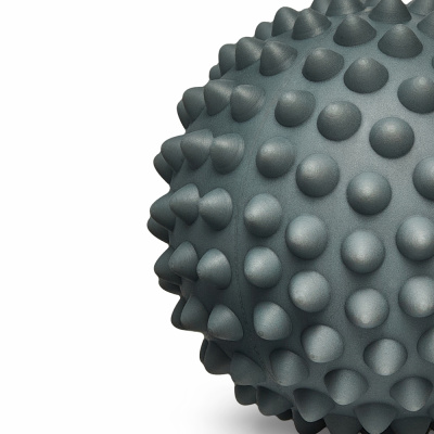 Мяч массажный 9 см серый (без цветной коробки)